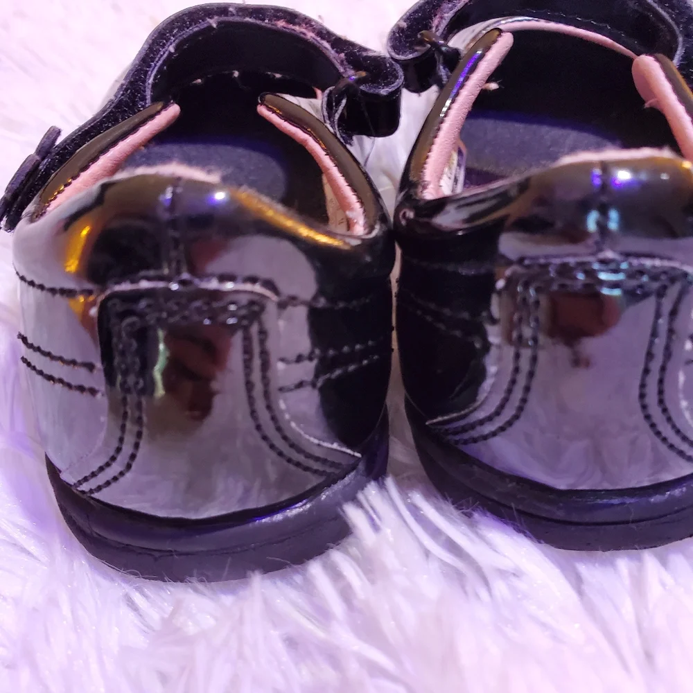 Baby Carters size 7 Mary Jane's